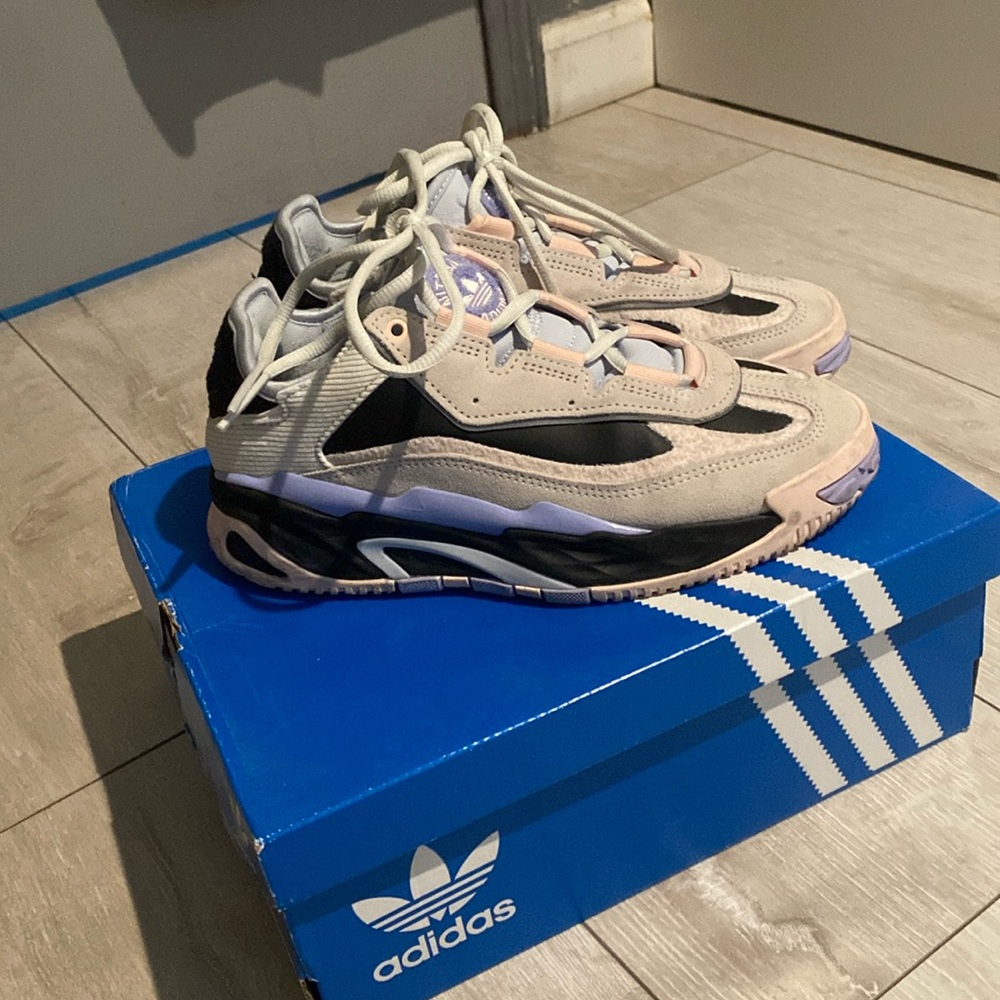 Adidas Niteball shoes